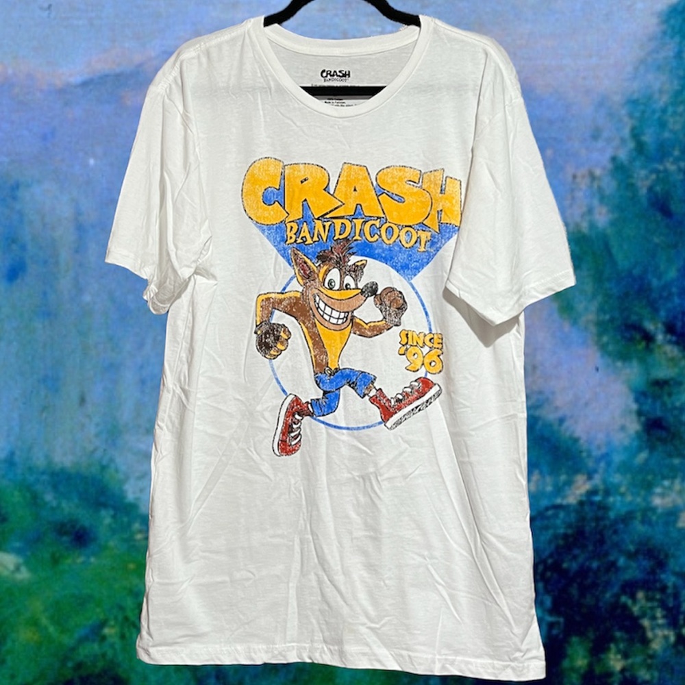 NEW Activision Crash Bandicoot 1996 Game Beige Graphic T-Shirt Size Men's Large.